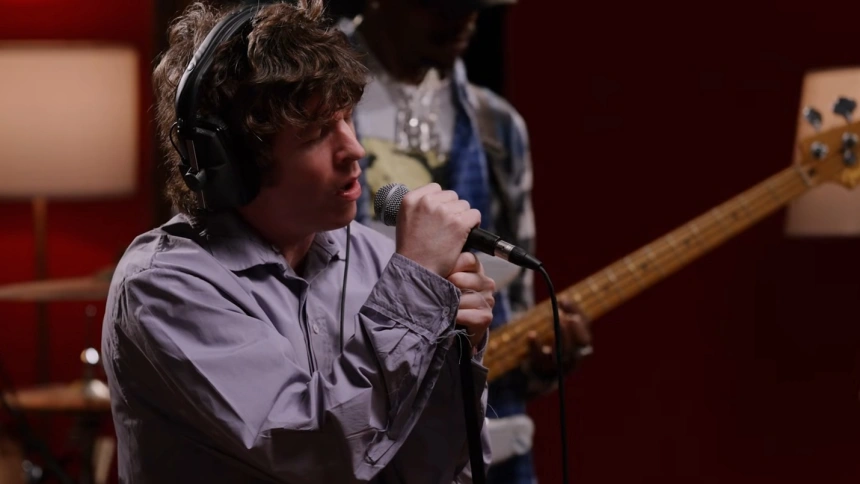 Turnstile versiona “I Wanna Be Adored” de The Stone Roses, en tributo a Gary “Mani” Mounfield