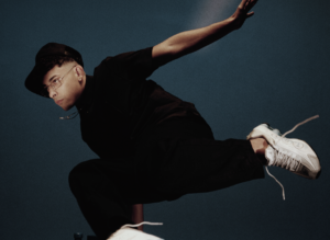 Trueno lanzó 'TURR4ZO', un álbum con referencias a la música argentina