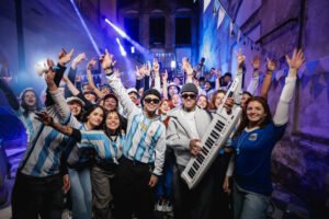 La T y La M presenta 'Tierra de Campeones', su nuevo EP mundialista