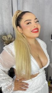 Yisell "La Voz Rosa", la artista colombiana a mirar este 2026