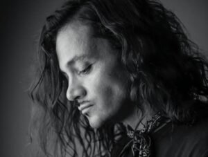 Nelson Giménez adelanta su álbum con "Mi Tiempo y Mi Lugar"