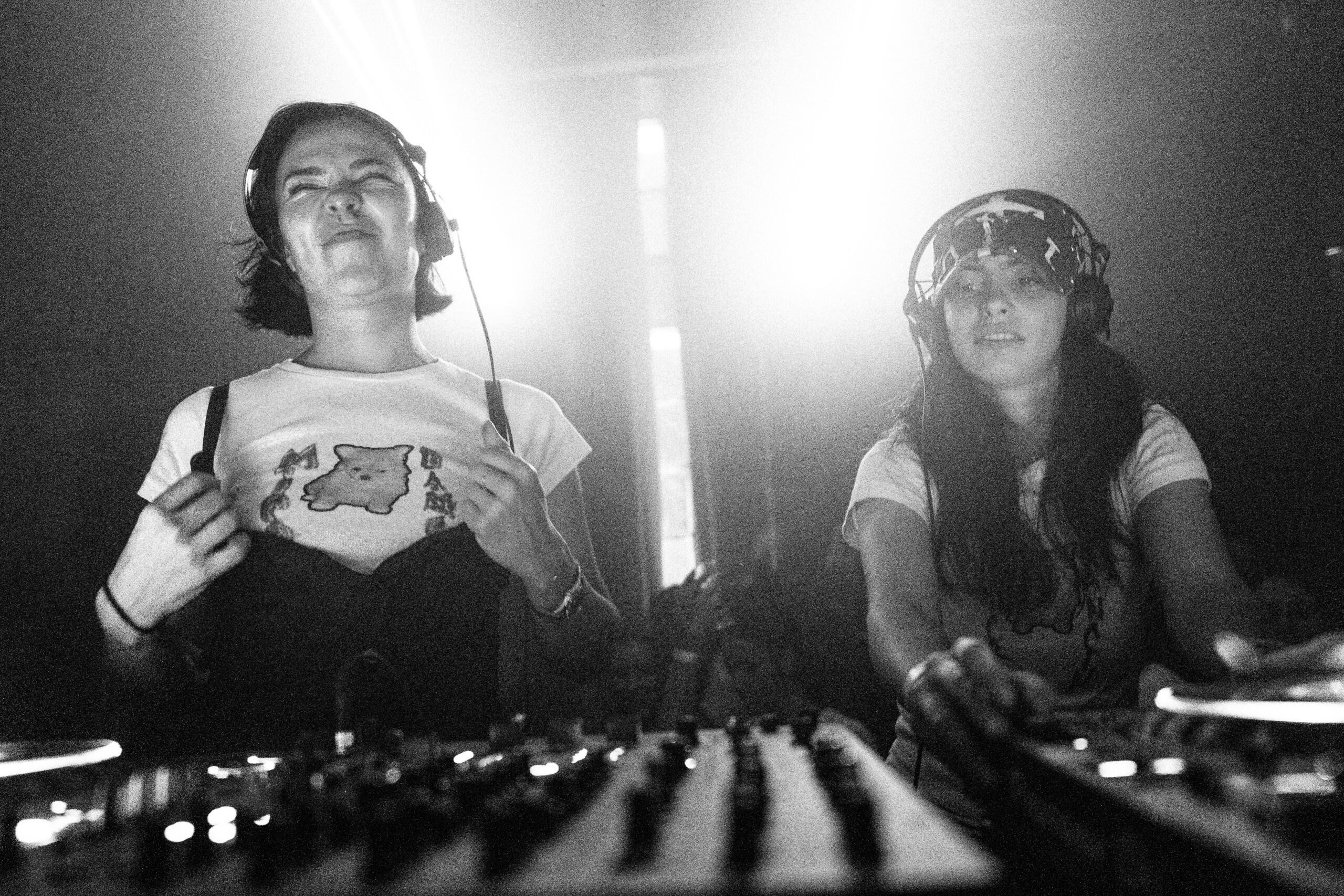 Franzizca adelantó su álbum en un pop up especial junto a Nina Kraviz