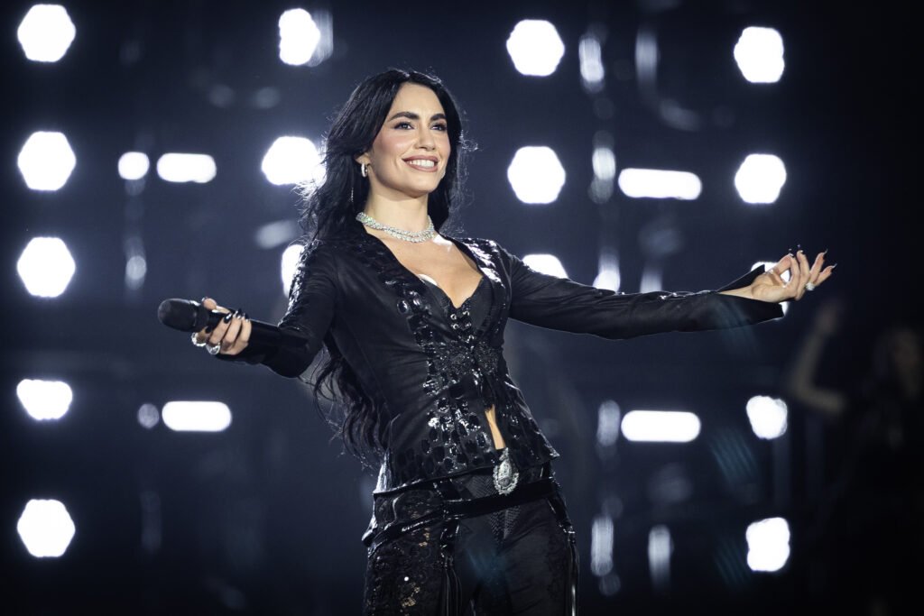 Lali debutó en River: las fotos de una noche multitudinaria