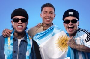 Enzo Fernández + La T y La M: "La música es vida y en el fútbol ayuda a estar concentrado"