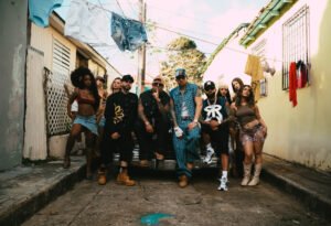 Los Hitmen, Wisin y más: 9 singles nuevos para musicalizar tu fin de semana