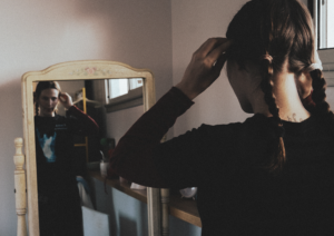 Feli Colina adelanta su nuevo disco con una versión de "Demasiado nada"