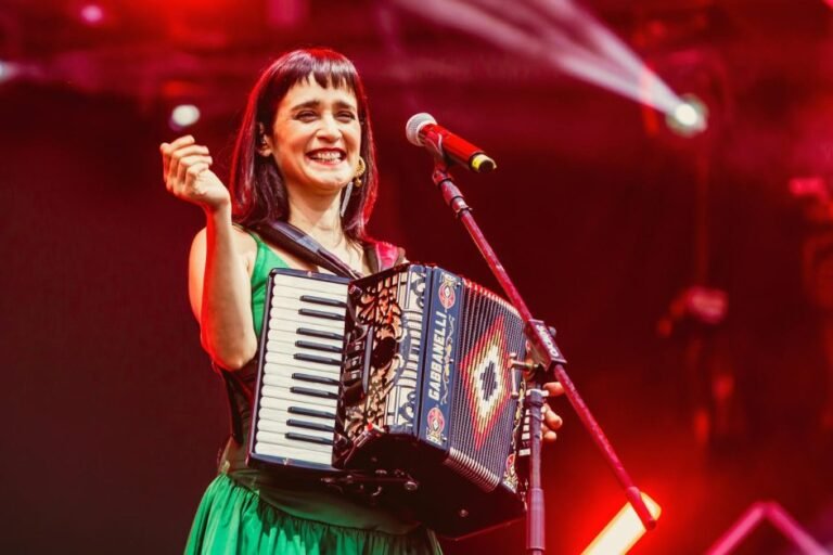 Julieta Venegas, Trueno, Milo J y más: guía del LAMC 2026 en Nueva York