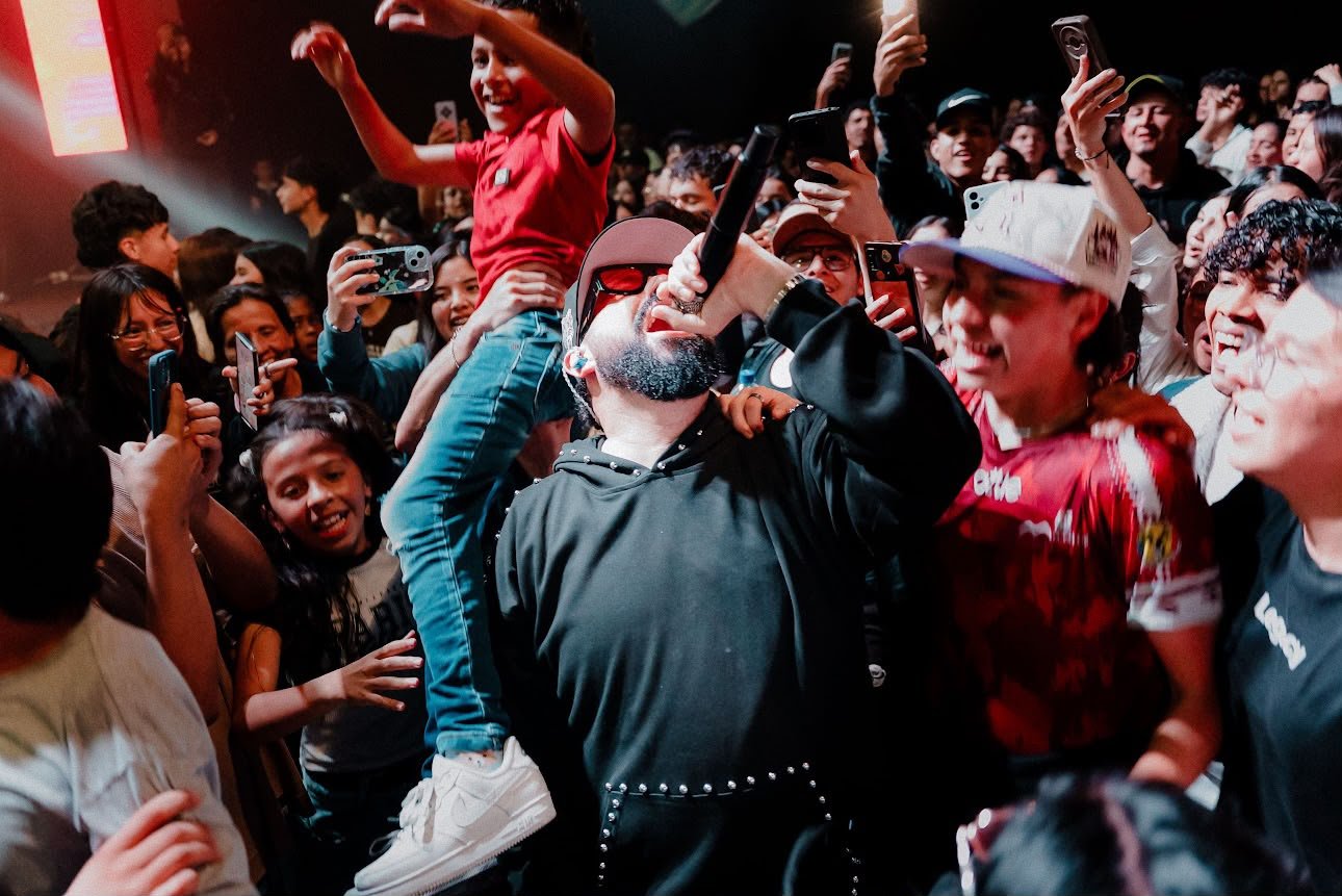 La Reforma convierte la calle en escenario en su primer álbum en vivo