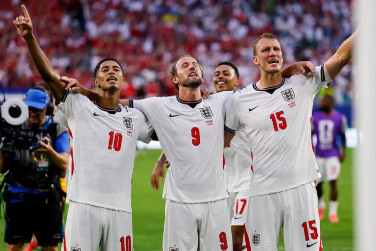 Cómo “Wonderwall” de Oasis se convirtió en el himno no oficial de Inglaterra en el Mundial