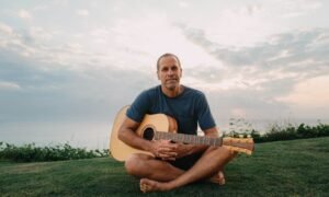 Jack Johnson vuelve al país con una gira ligada al surf y el cine