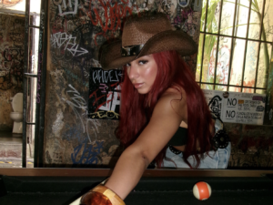 De La Rose lanza 'Mi Carpe Diem', un EP con Rels B, Ryan Castro, Hades66 y Dei V