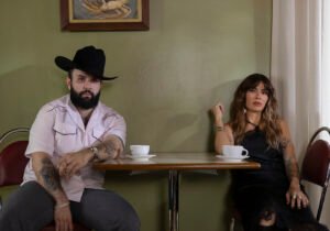 Kany García y Carín León se reencuentran en "El Sombrero y La Camisa"