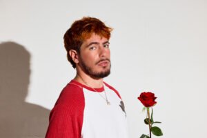 Lauta presenta su álbum debut 'Yo Solo Quería Divertirme'