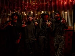 Ladrones lanza 'Arriba La L': "Es un disco que te van a dar ganas de escucharlo en vivo"