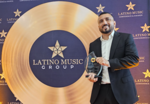 Eduardo Basagaña, distinguido como Ejecutivo del Año por Latino Music Awards