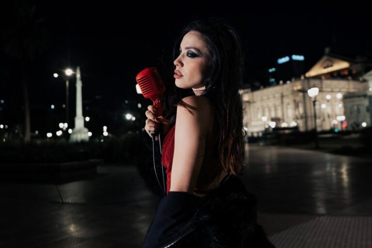 "'Buenos Aires' inicia una nueva etapa": Malena Narvay expande su 'Techno al Pop'