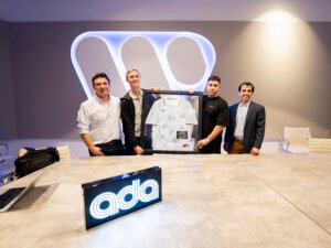 NES Play renueva su alianza con ADA Latin, consolidando su liderazgo desde Uruguay